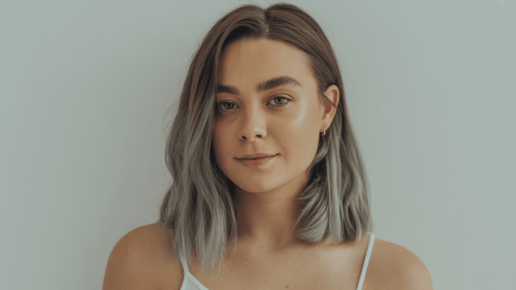 3. Collarbone Gray Cut